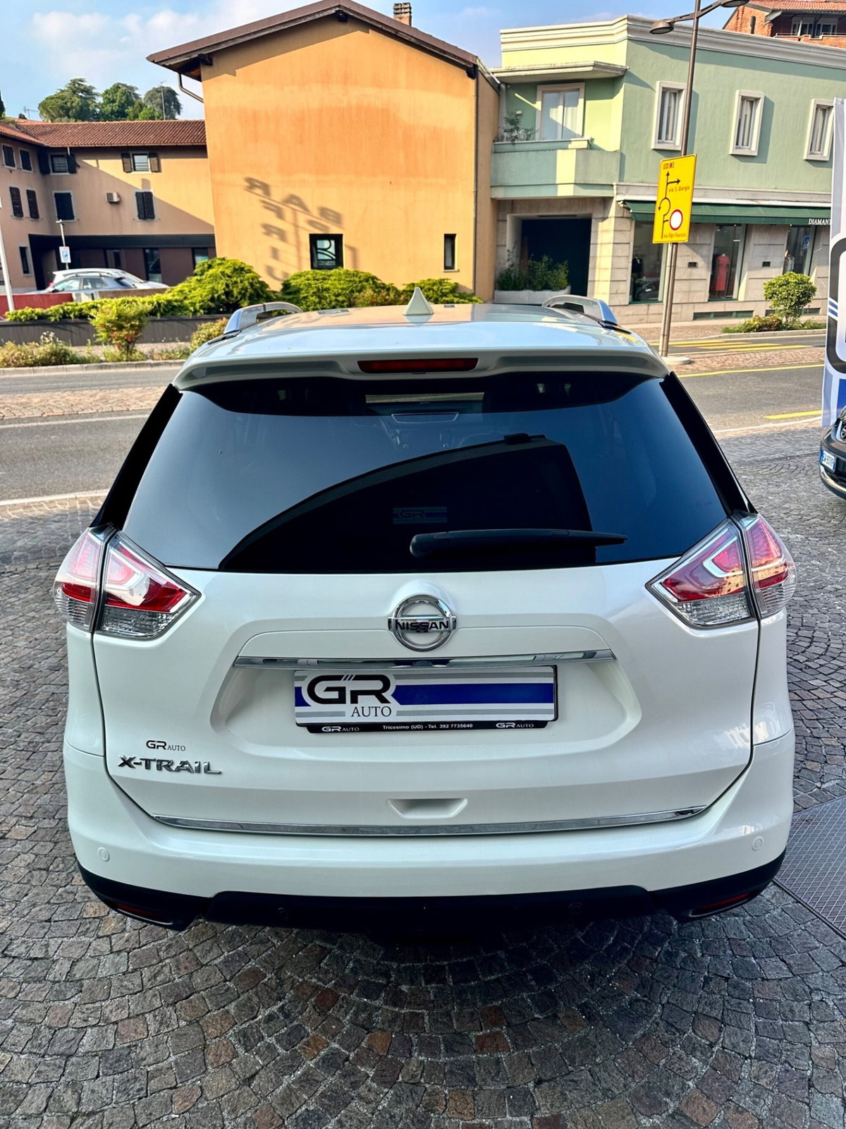 Nissan X-Trail 1.6 dCi 2WD Tekna (5)