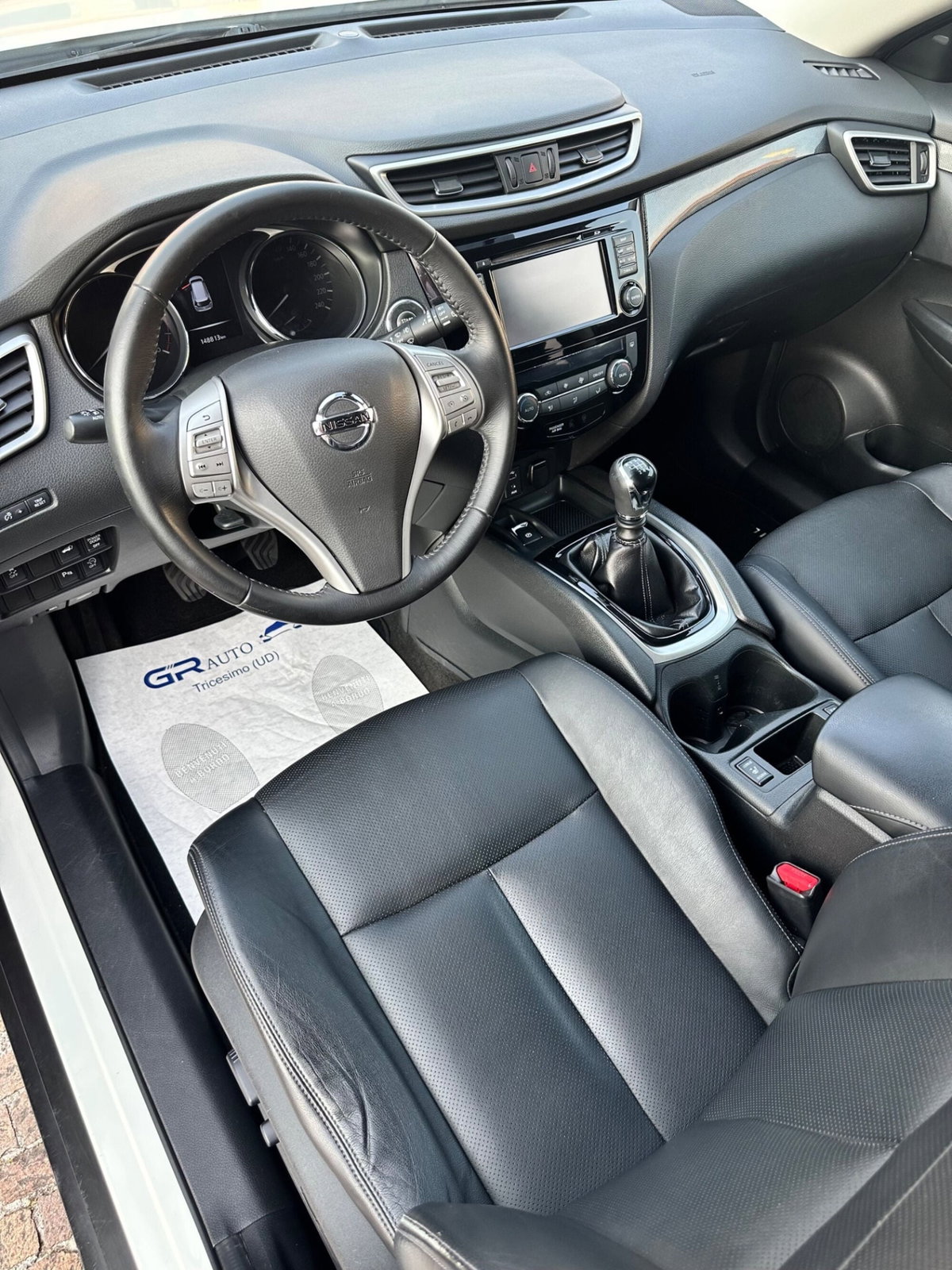 Nissan X-Trail 1.6 dCi 2WD Tekna (7)