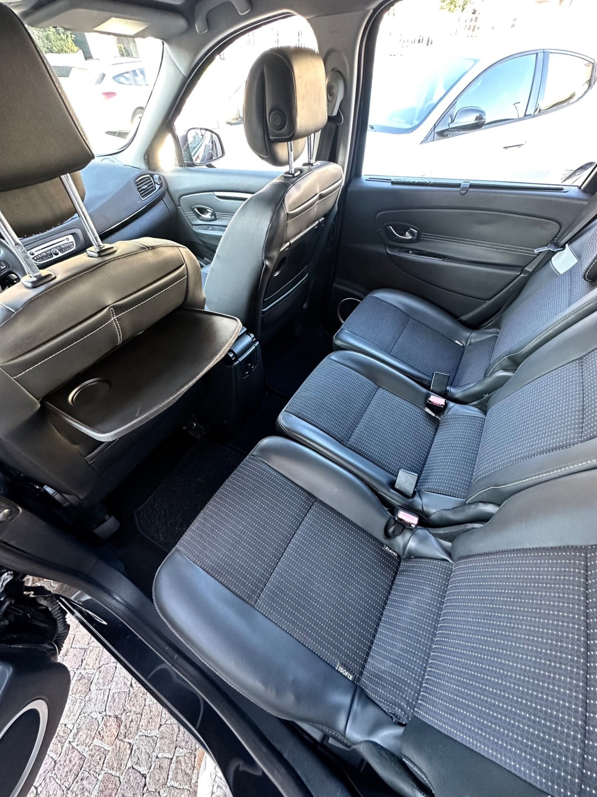 Renault Scenic E-Tech Electric 1.5 dCi 110CV Luxe (13)