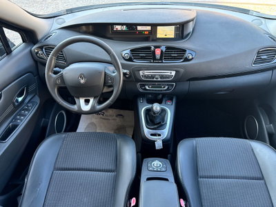 Renault Scenic E-Tech Electric 1.5 dCi 110CV Luxe (14)