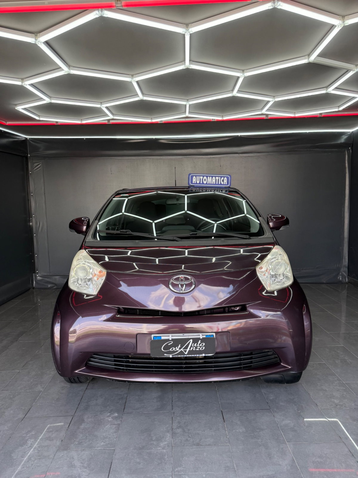 Toyota iQ 1.0 Multidrive (3)