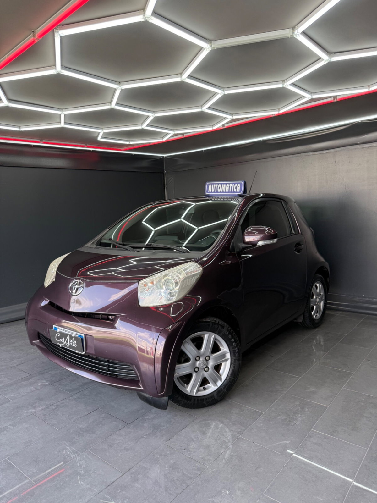 Toyota iQ 1.0 Multidrive (4)