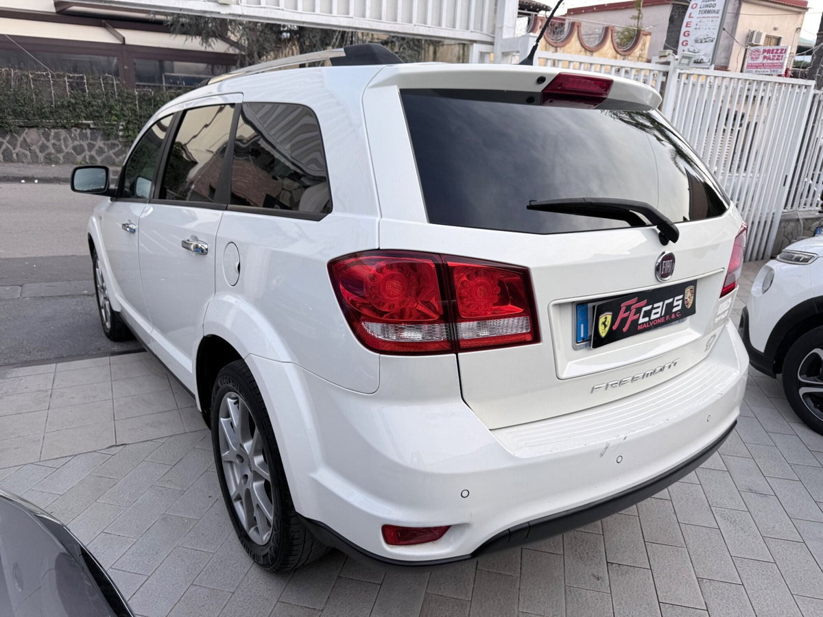 Fiat Freemont 2.0 Multijet 140 CV Lounge (6)