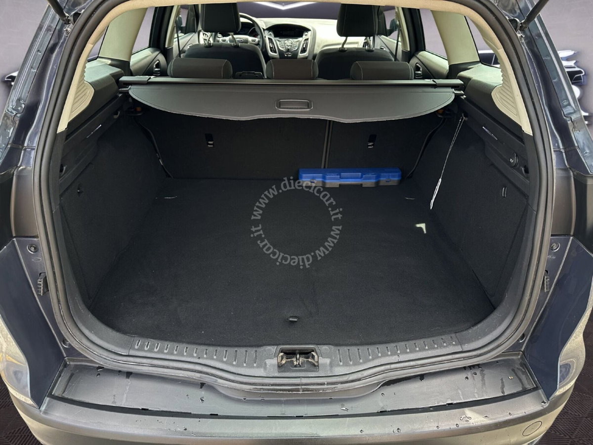 Ford Focus Station Wagon 1.6 TDCi 115 CV SW (14)