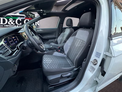 Volkswagen Taigo 1.0 tsi R-Line 115cv dsg (11)