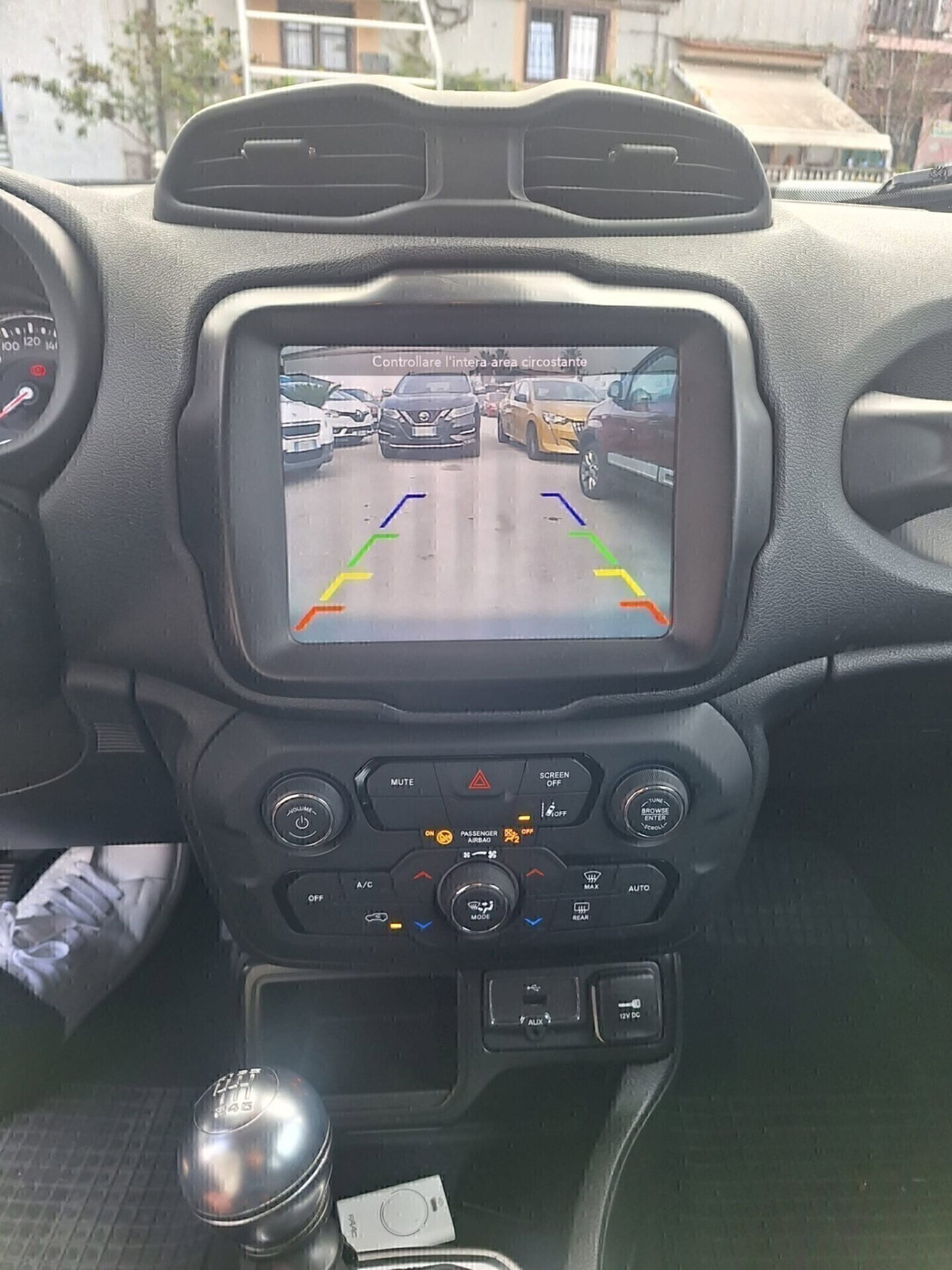 Jeep Renegade 1.6 Mjt 130 CV S (10)