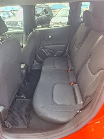 Jeep Renegade 1.6 Mjt 130 CV S (15)