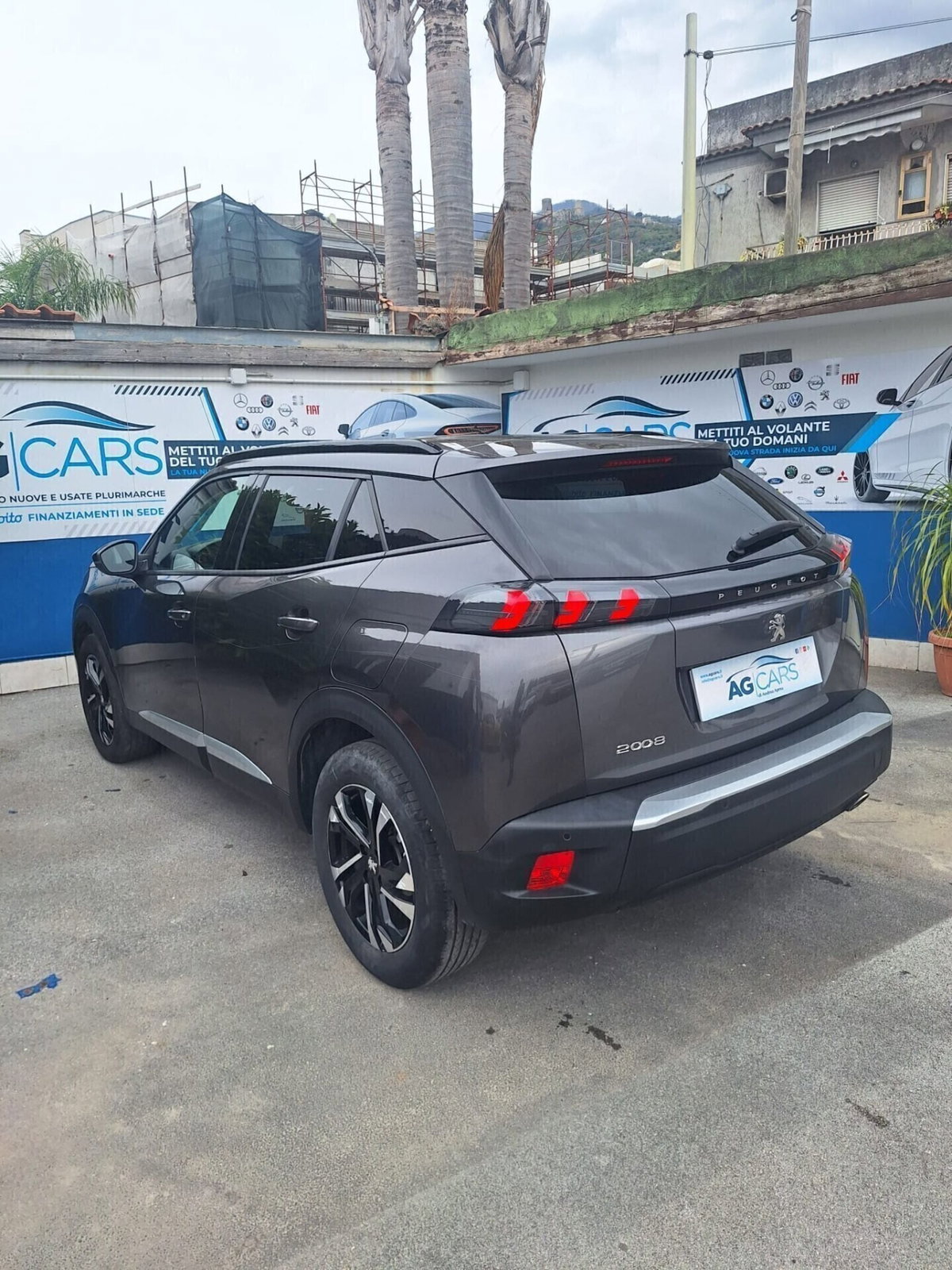 Peugeot 2008 BlueHDi 130 S&S EAT8 Allure Pack (4)