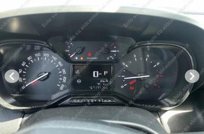 Citroen C3 Aircross BlueHDi 120 S&S EAT6 Shine (9)