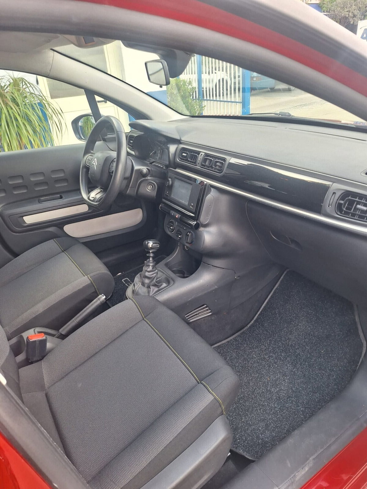 Citroen C3 BlueHDi 100 S&S Feel Pack (8)