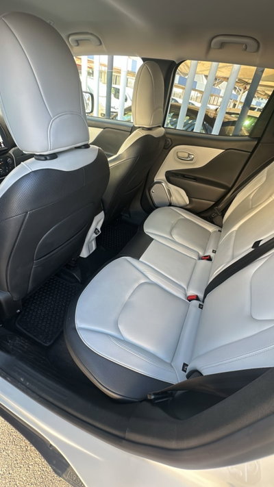 Jeep Renegade 2.0 Mjt 140CV 4WD Active Drive Limited (4)