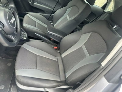 Audi A1 Sportback 1.6 TDI 116 CV S tronic Design (9)