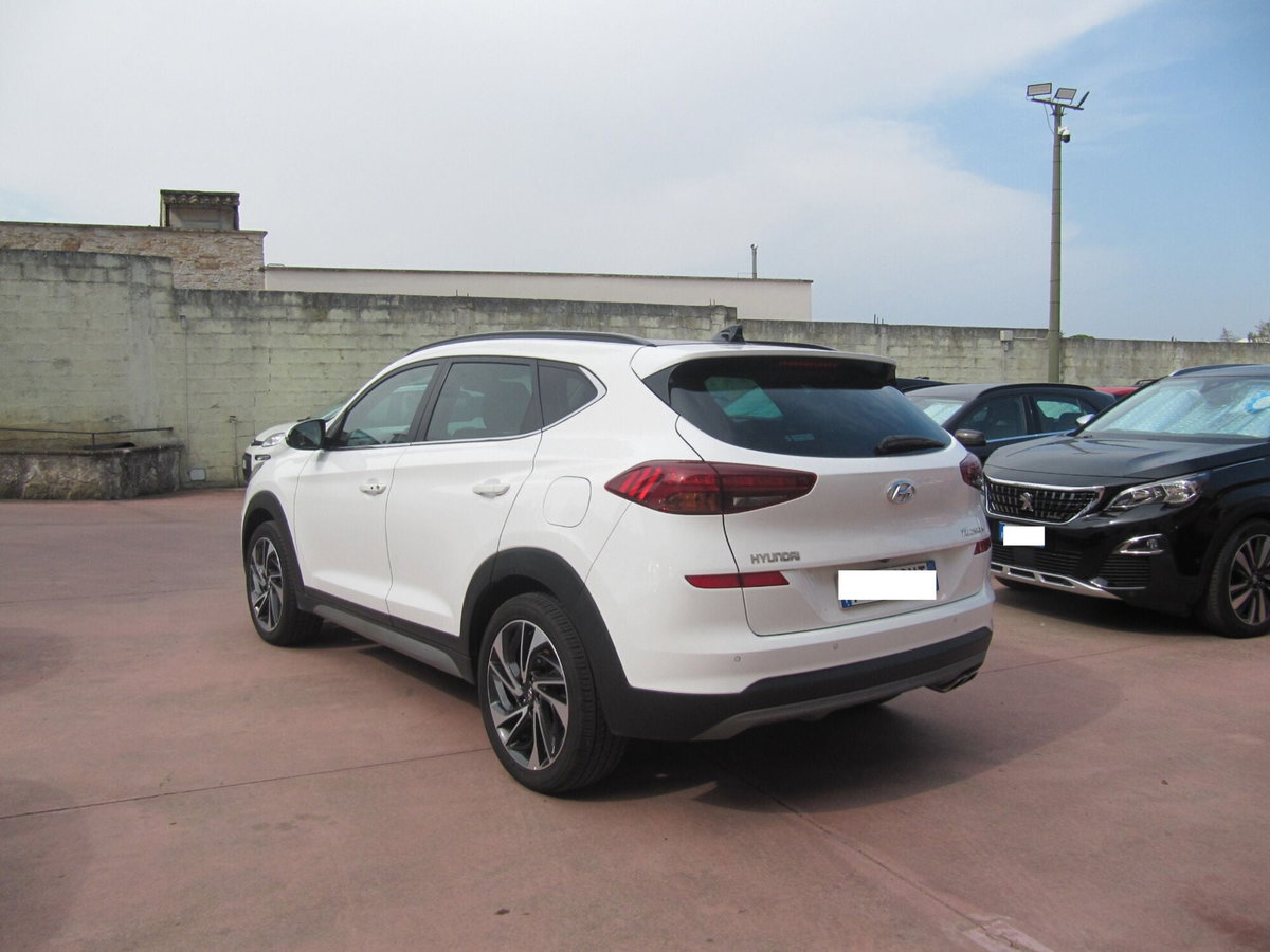 Hyundai Tucson 1.6 CRDi Exellence (5)
