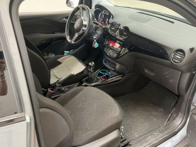 Opel Adam 1.2 70 CV Jam (3)