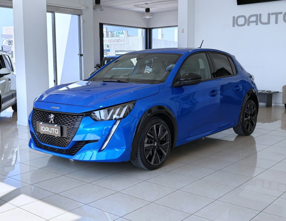 Peugeot 208 BlueHDi 100 Stop&Start 5 porte GT (2)