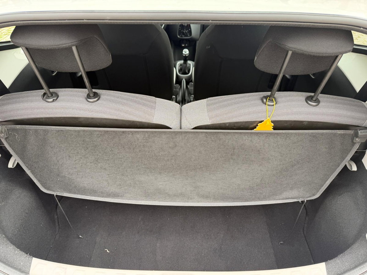 Toyota Aygo Connect 1.0 VVT-i 72 CV 5 porte x-cool (16)