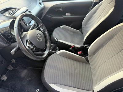 Toyota Aygo Connect 1.0 VVT-i 72 CV 5 porte x-play (11)