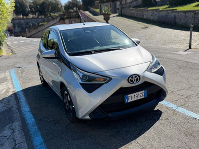 Toyota Aygo Connect 1.0 VVT-i 72 CV 5 porte x-play (3)