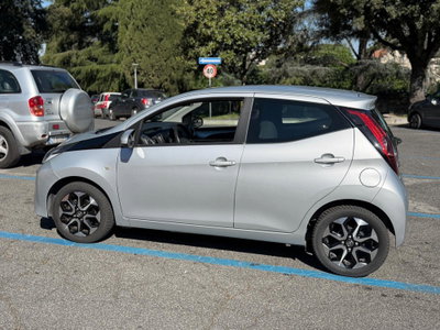 Toyota Aygo Connect 1.0 VVT-i 72 CV 5 porte x-play (4)