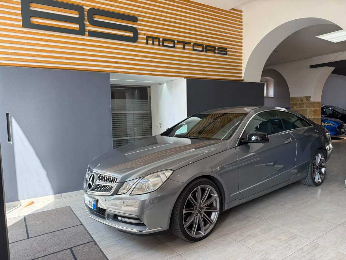 Mercedes-Benz Classe E Coupé 250 CDI Coupé BlueEFFICIENCY