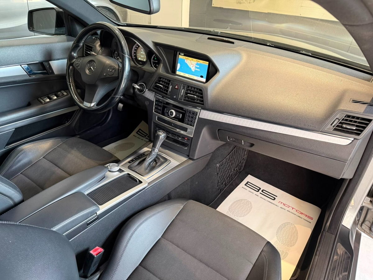 Mercedes-Benz Classe E Coupé 250 CDI Coupé BlueEFFICIENCY (12)