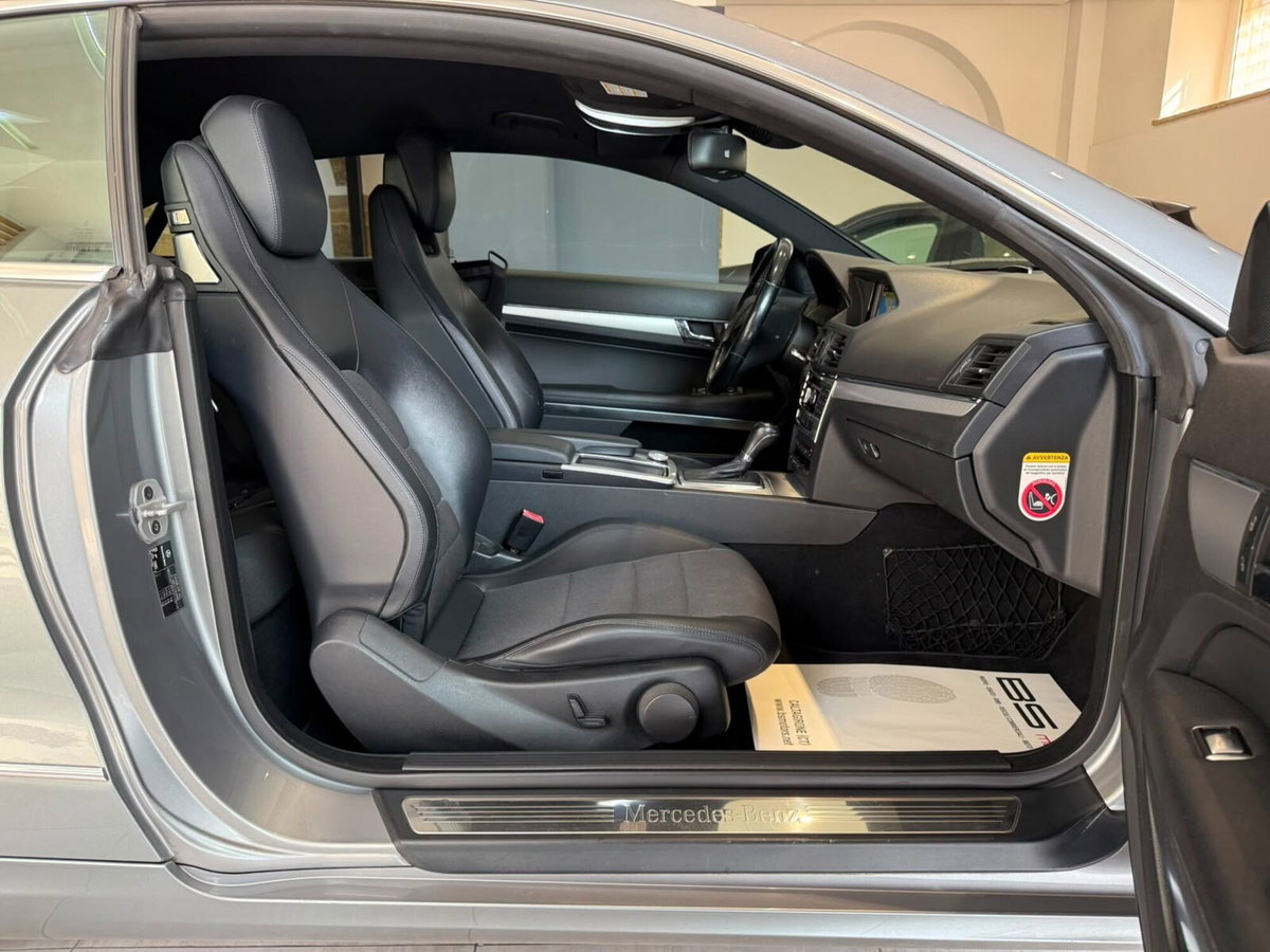 Mercedes-Benz Classe E Coupé 250 CDI Coupé BlueEFFICIENCY (13)