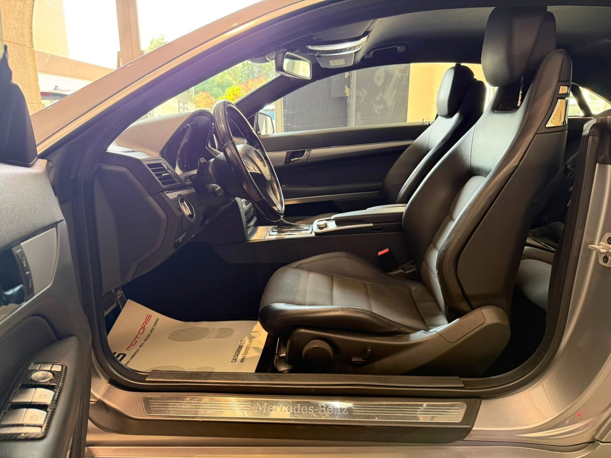 Mercedes-Benz Classe E Coupé 250 CDI Coupé BlueEFFICIENCY (8)