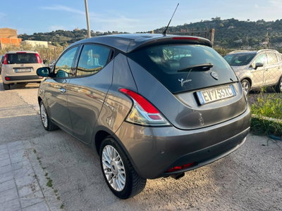 Lancia Ypsilon 1.3 MJT 16V 95 CV 5 porte S&S Platinum (4)