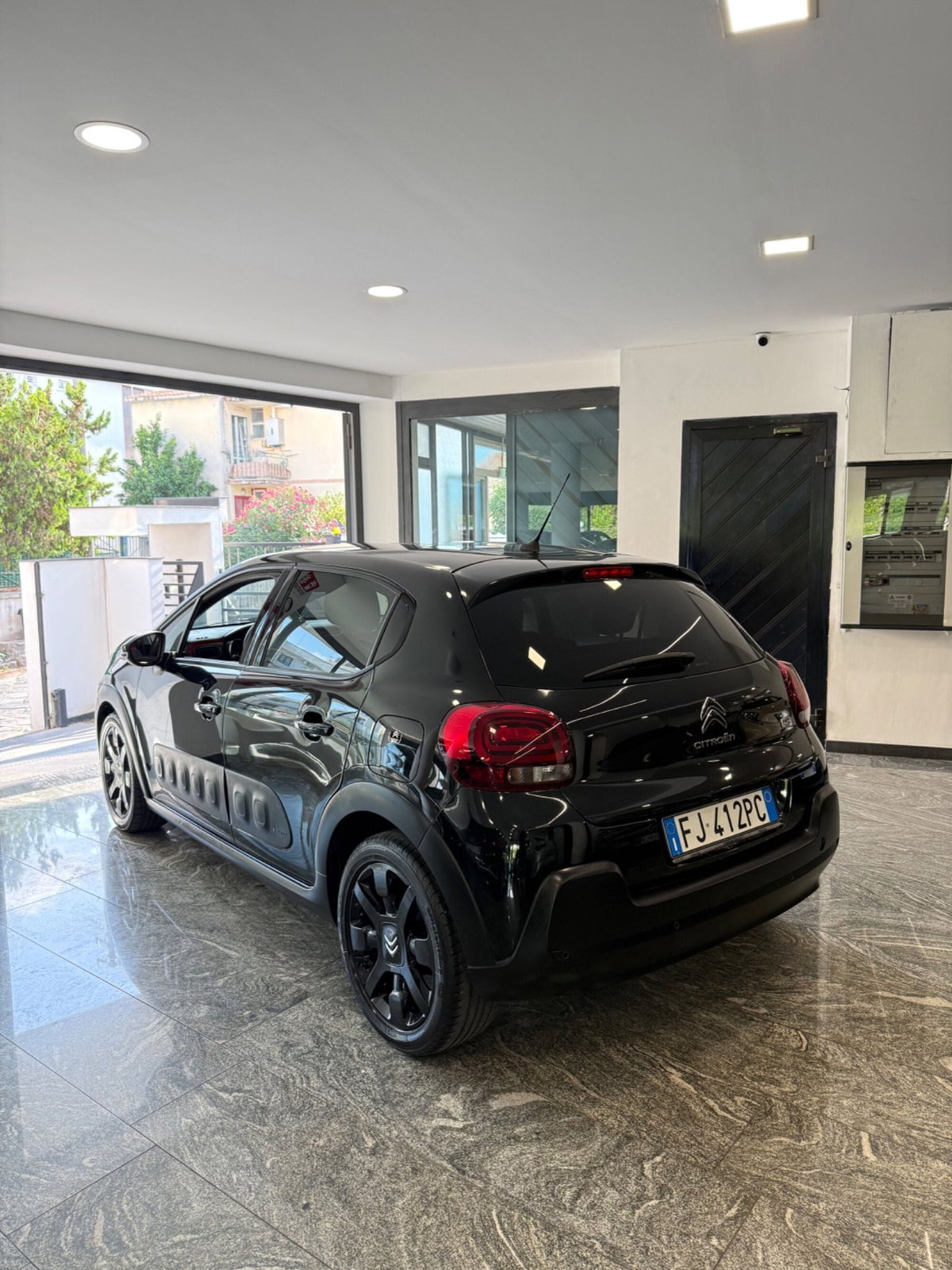 Citroen C3 BlueHDi 75 S&S Shine (5)