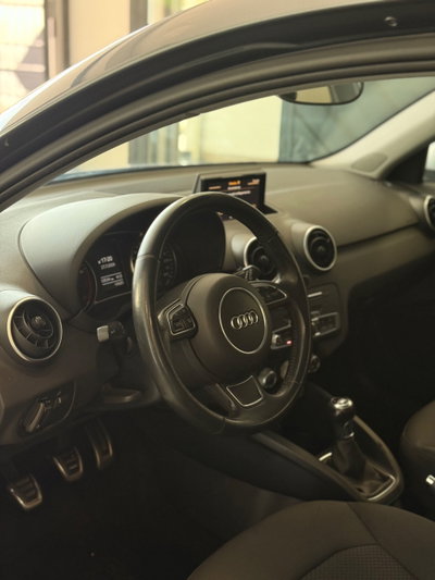 Audi A1 Sportback 1.0 82CV TFSI Design (7)