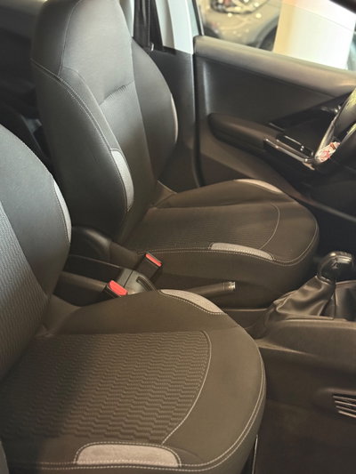 Peugeot 208 82 5 porte Active (12)