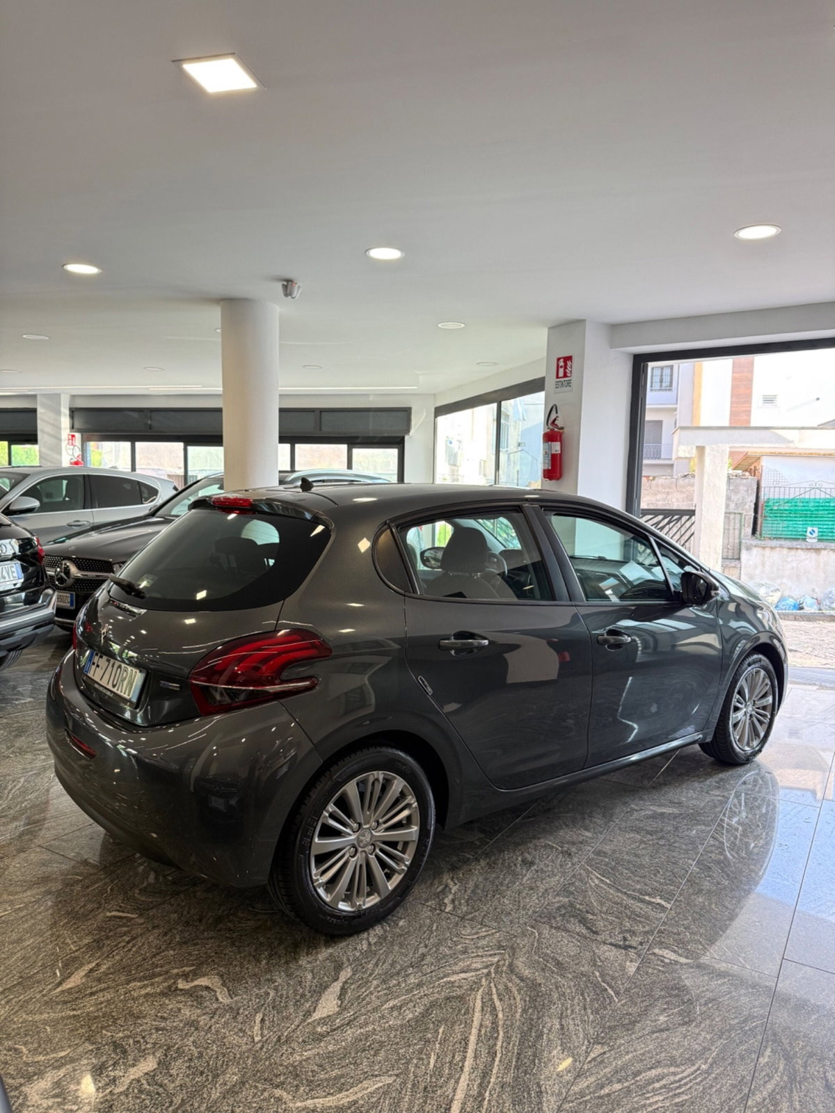 Peugeot 208 82 5 porte Active (4)
