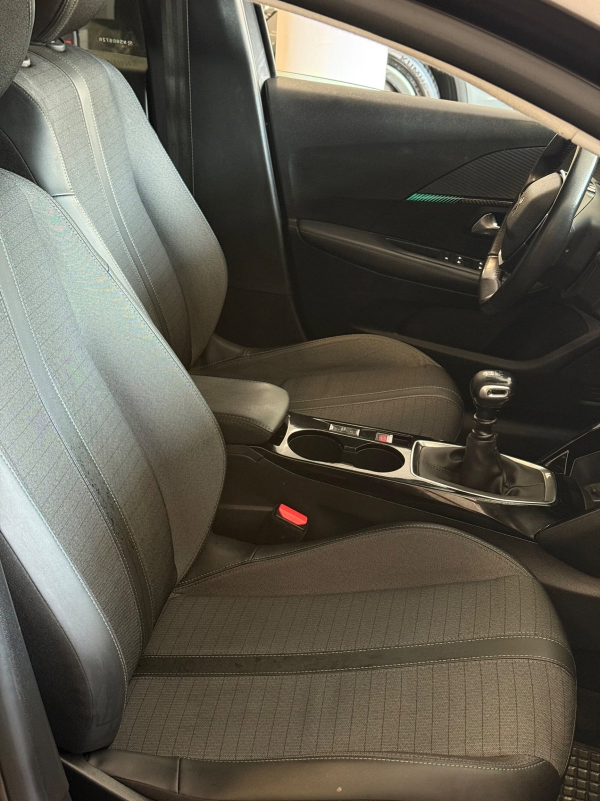 Peugeot 208 BlueHDi 100 Stop&Start 5 porte Allure (12)