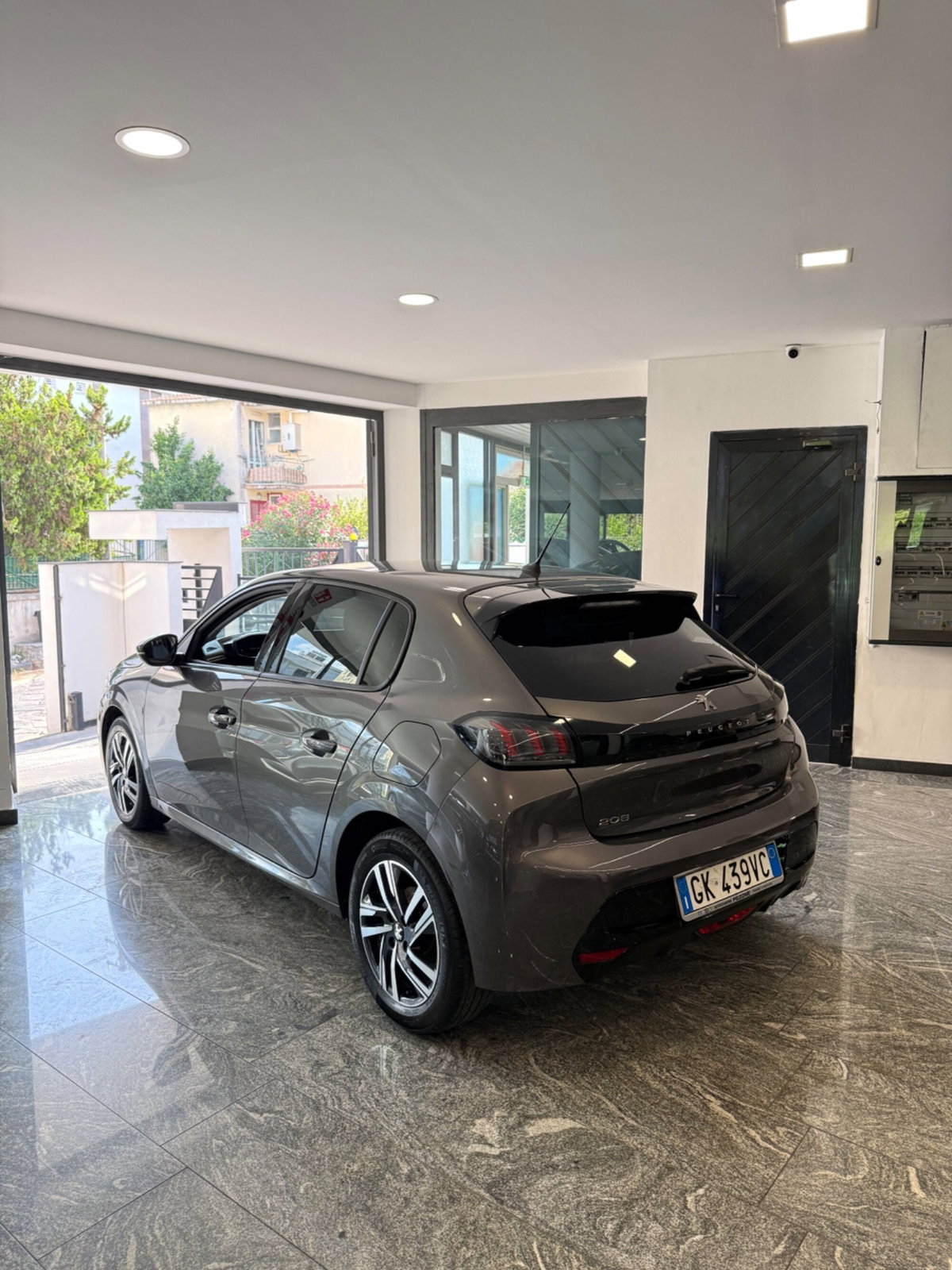 Peugeot 208 BlueHDi 100 Stop&Start 5 porte Allure (6)