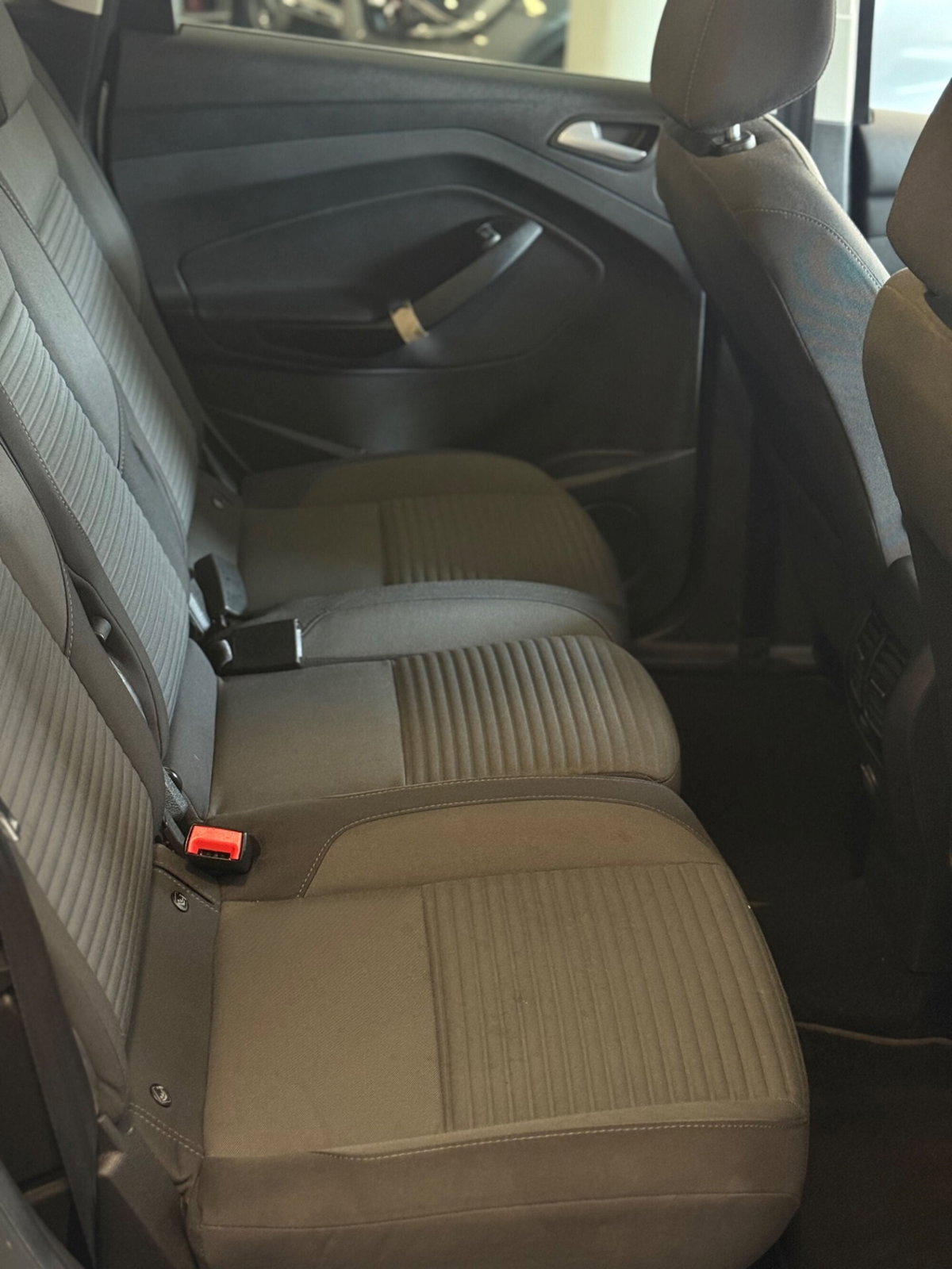 Ford C-Max 1.5 TDCi 95CV Start&Stop Business N1 (11)