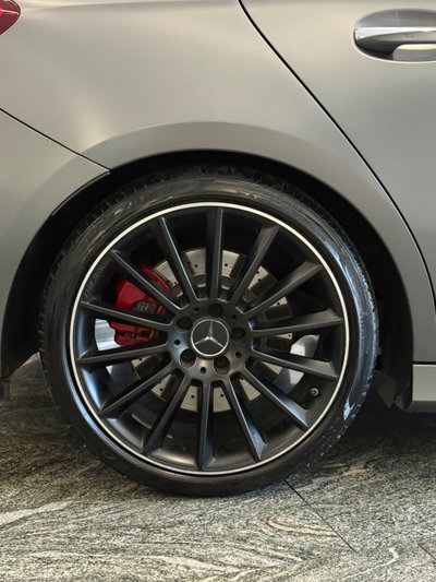 Mercedes-Benz Classe A 35 AMG 4Matic (13)