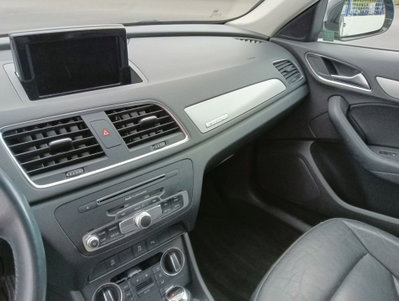 Audi Q3 2.0 TDI 150 CV S tronic S line Edition (10)