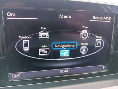 Audi Q3 2.0 TDI 150 CV S tronic S line Edition (18)