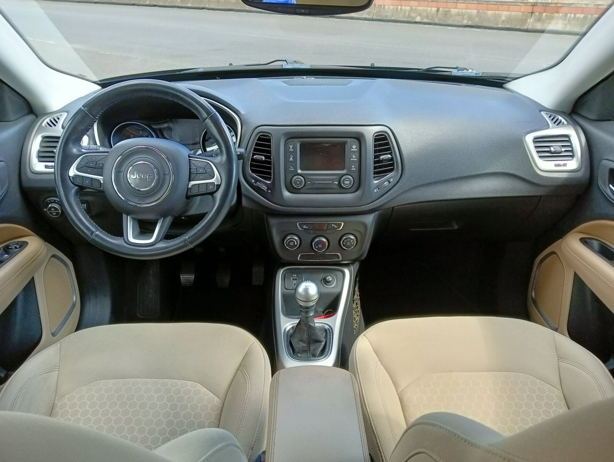 Jeep Compass 1.6 Multijet II 2WD Longitude (11)