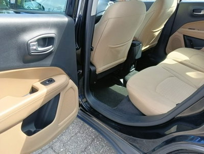 Jeep Compass 1.6 Multijet II 2WD Longitude (12)