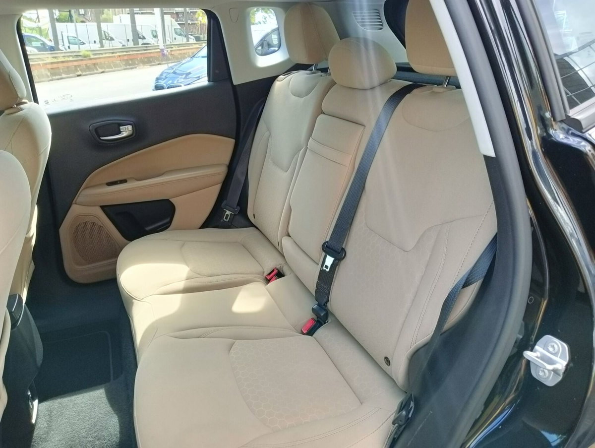 Jeep Compass 1.6 Multijet II 2WD Longitude (13)