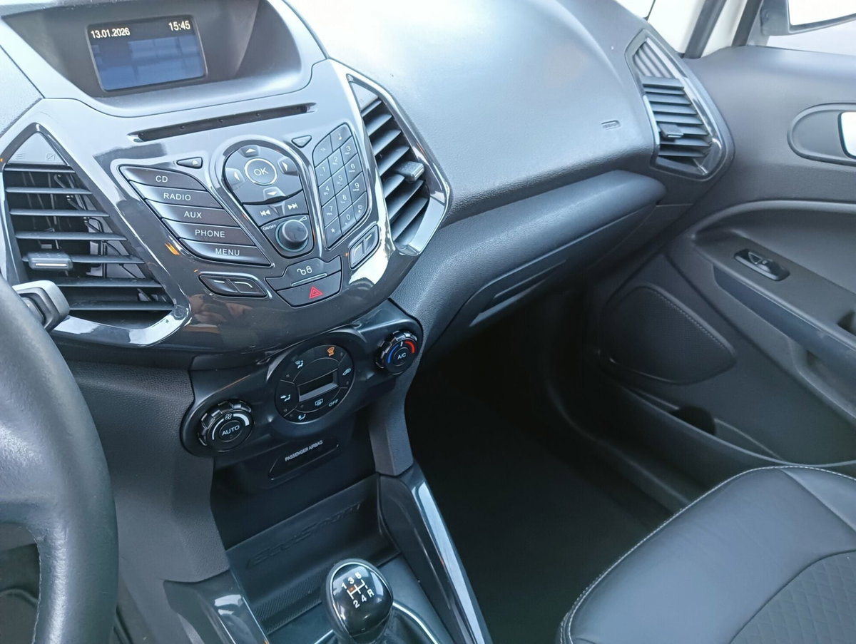 Ford EcoSport 1.5 TDCi 95 CV Titanium (10)