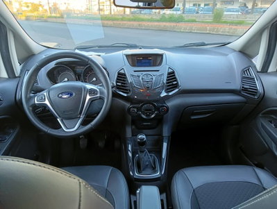 Ford EcoSport 1.5 TDCi 95 CV Titanium (11)