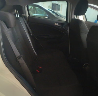 Alfa Romeo Giulietta 1.6 JTDm-2 Distinctive (10)
