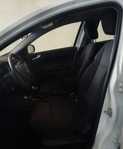 Alfa Romeo Giulietta 1.6 JTDm-2 Distinctive (14)