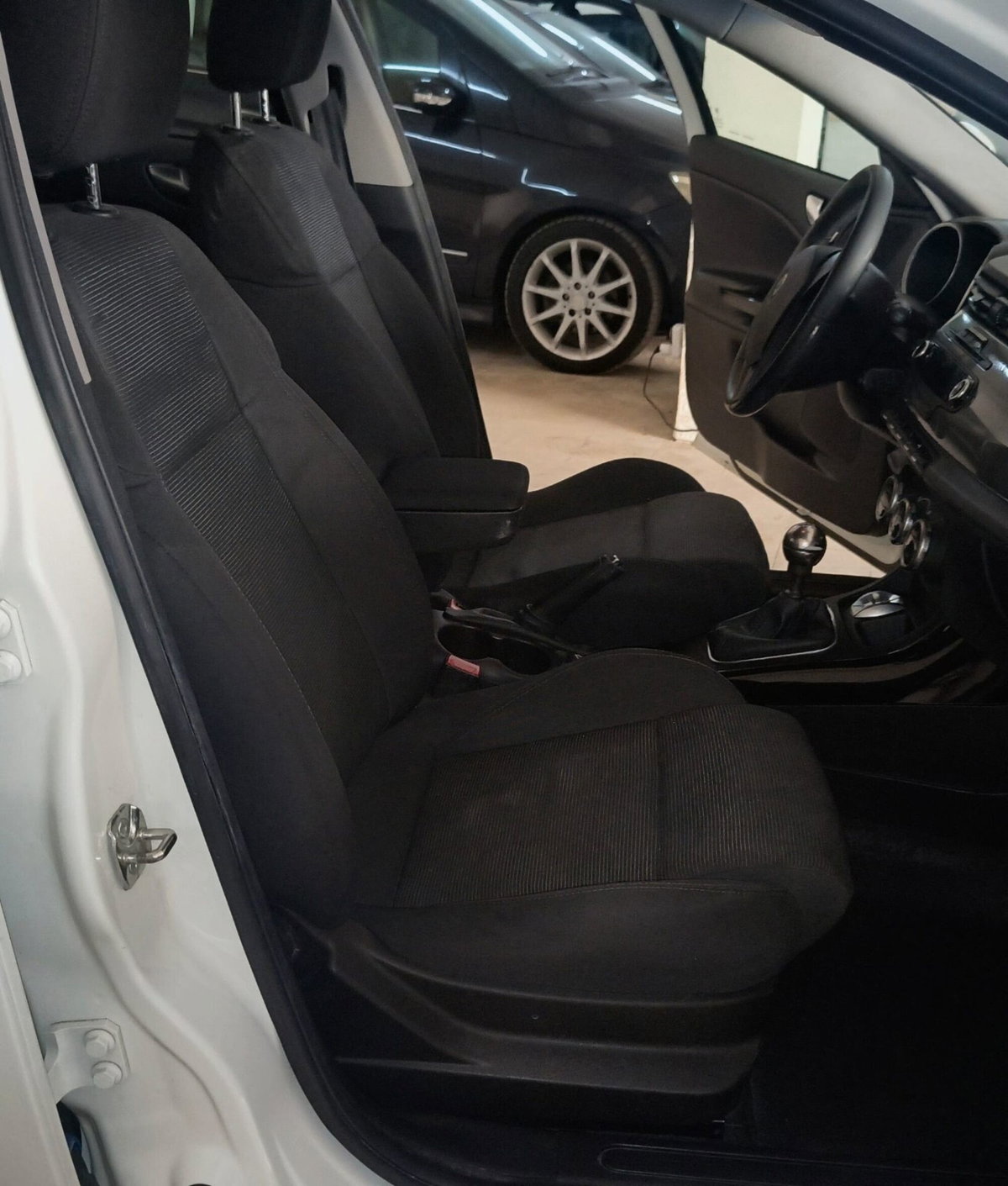 Alfa Romeo Giulietta 1.6 JTDm-2 Distinctive (15)