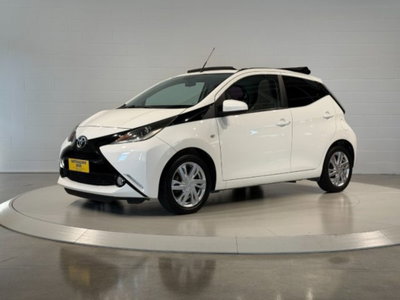 Toyota Aygo 1.0 VVT-i 69 CV 5 porte x-wave TSS MMT usata