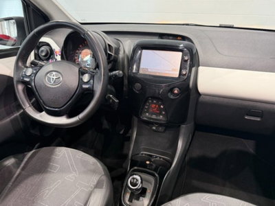 Toyota Aygo 1.0 VVT-i 69 CV 5 porte x-wave TSS MMT (12)