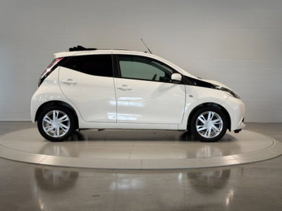 Toyota Aygo 1.0 VVT-i 69 CV 5 porte x-wave TSS MMT (6)
