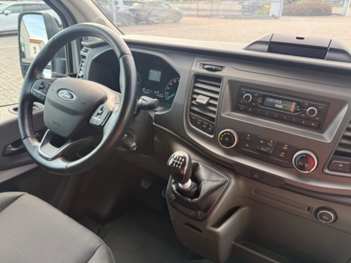 Ford Transit Furgone 350 2.0TDCi EcoBlue MHEV 130CV PL-TM Furgone Titan. (14)